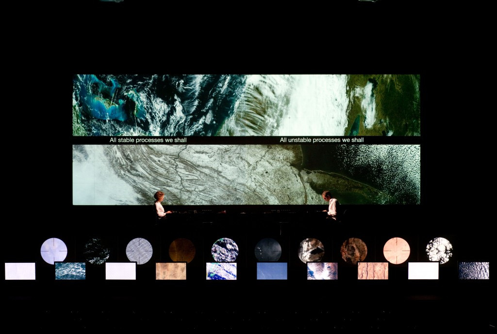 superposition © Ryoji Ikeda