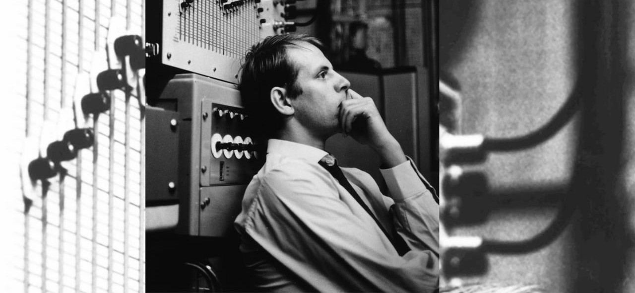 Dans l’estomac de DieuMusik im Bauch de Karlheinz Stockhausen