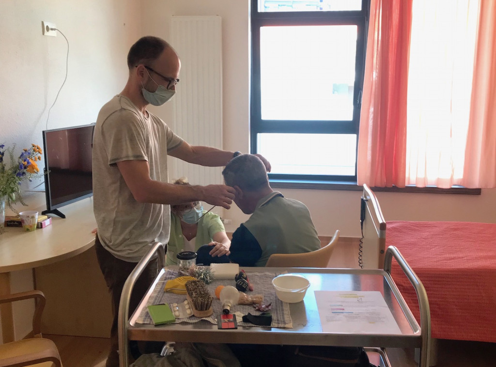 Massages sonores avec les résidents de l'Ehpad Abrapa Danube en septembre 2021