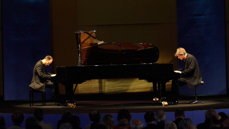 Andreas Grau / Götz Schumacher, piano